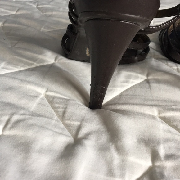 heels - Picture 4 of 5